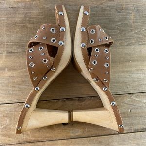 Yellow Box Wicked brown cross top wood heel sandals, 8M